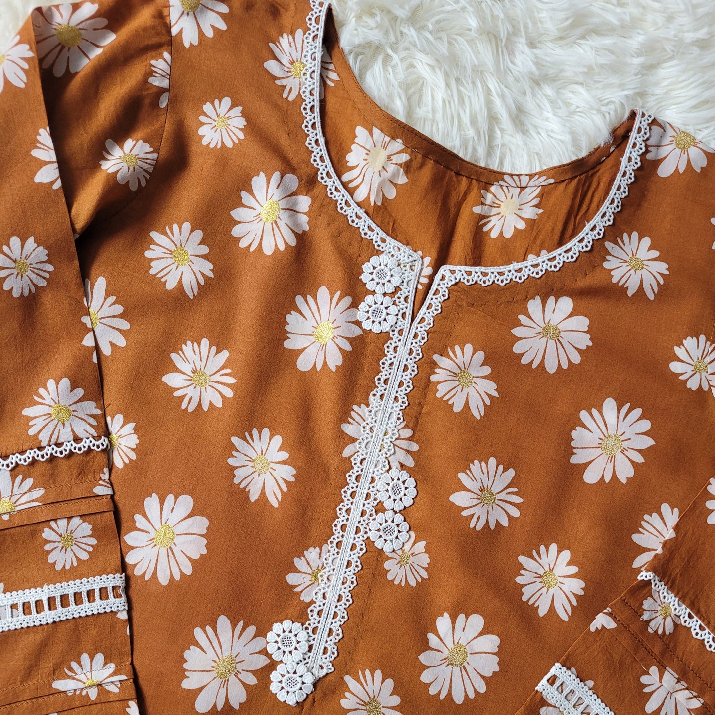 Mocha Petals