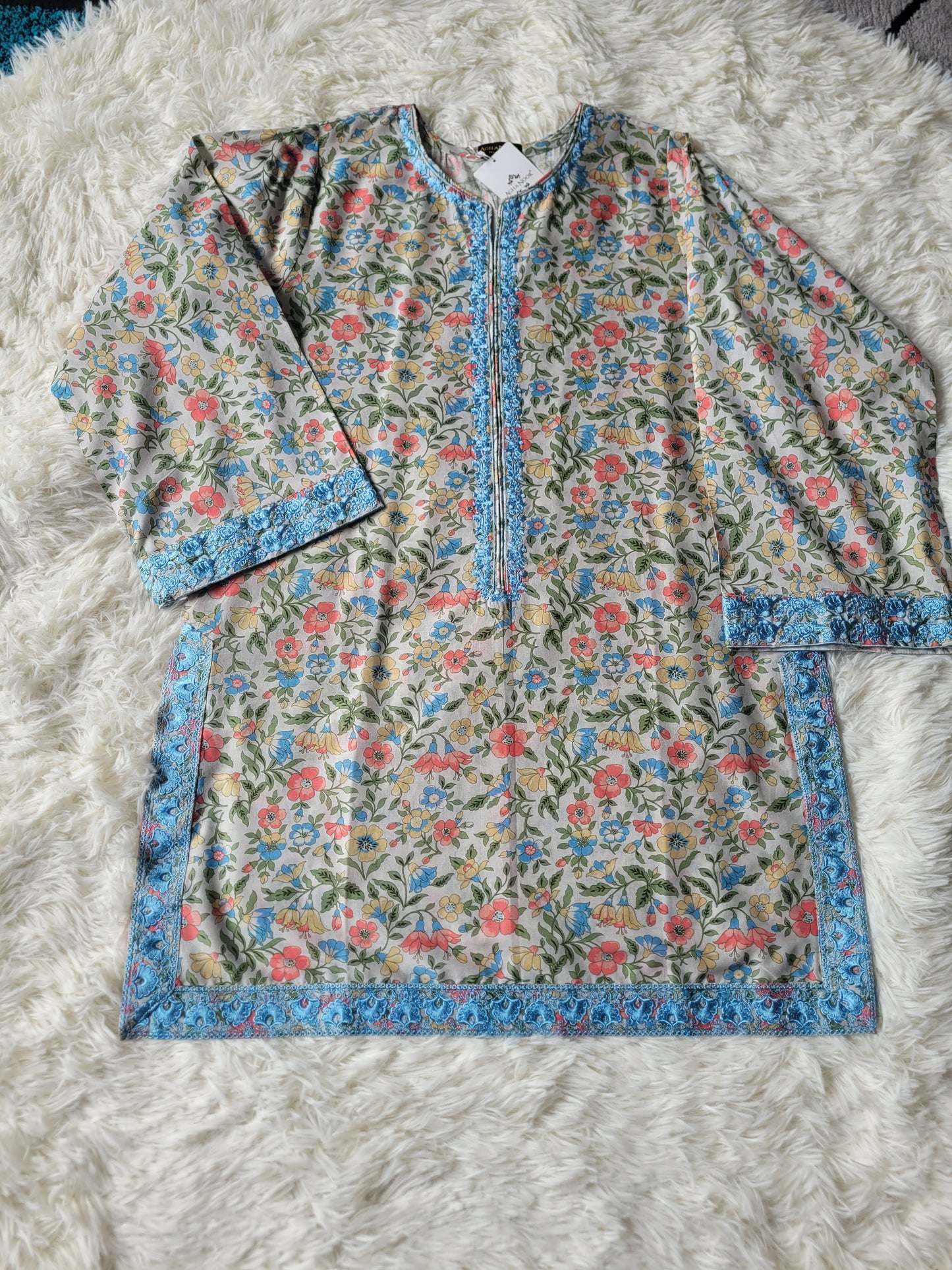 Agha Noor Summer Blooms Floral Printed Lawn Suit with Lawn Tie-Dye Dupatta