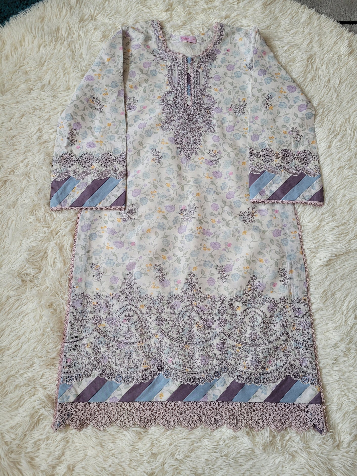 Aabyaan Lilac Meadow: Embroidered Printed Lawn Suit with Floral Dupatta