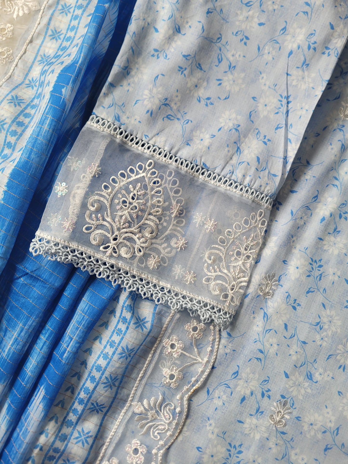 Bin Saeed Printed Lawn Suit with Delicate White Embroidery