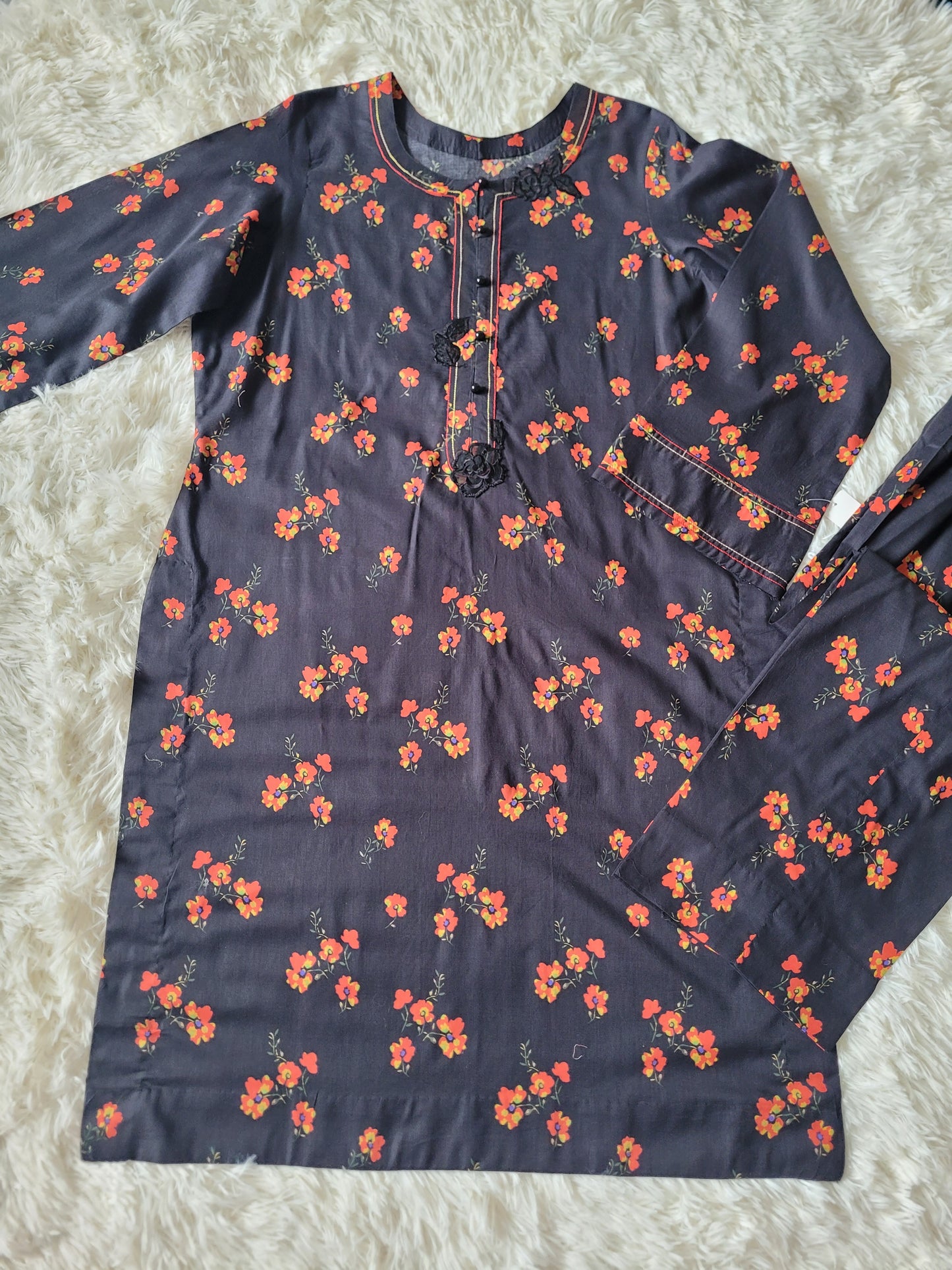 Floral Noir: Printed Lawn Co-ord Set