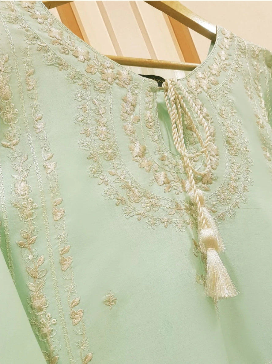 Agha Noor Mint Green Embroidered Lawn Suit