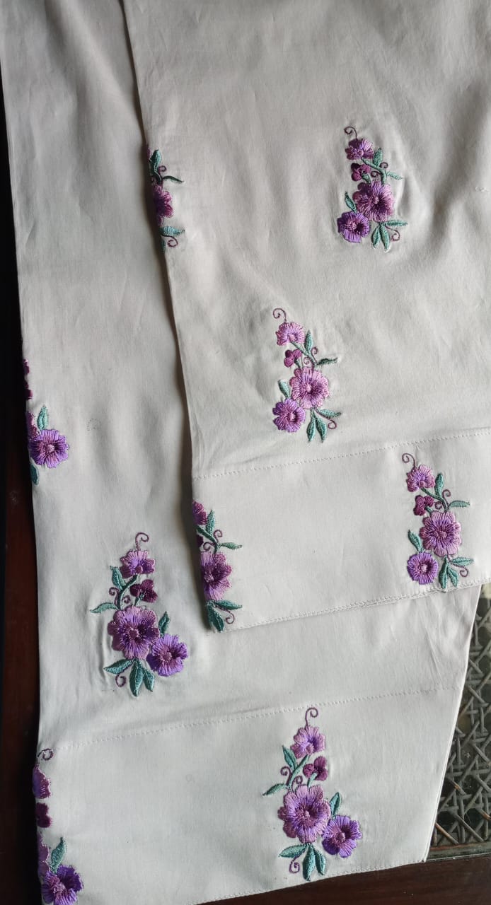 Floral Lilac: Printed Lawn 2-Piece Suit