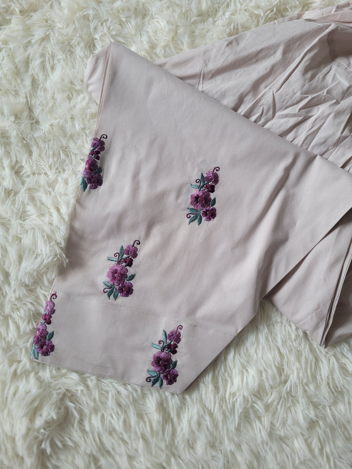 Floral Lilac: Printed Lawn 2-Piece Suit