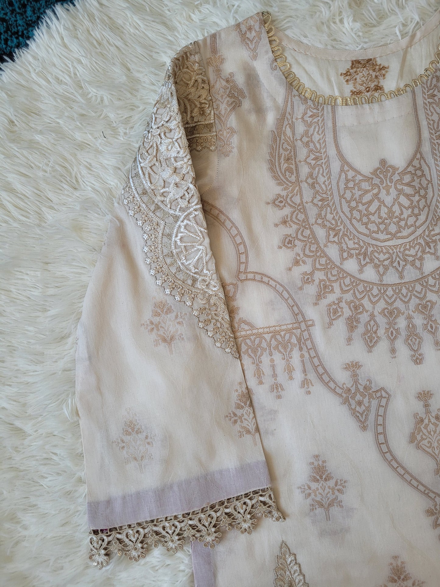 Maria B. Grandeur Ivory Embroidered Lawn Jacquard Shirt with Printed Chiffon Dupatta and Cotton Trouser