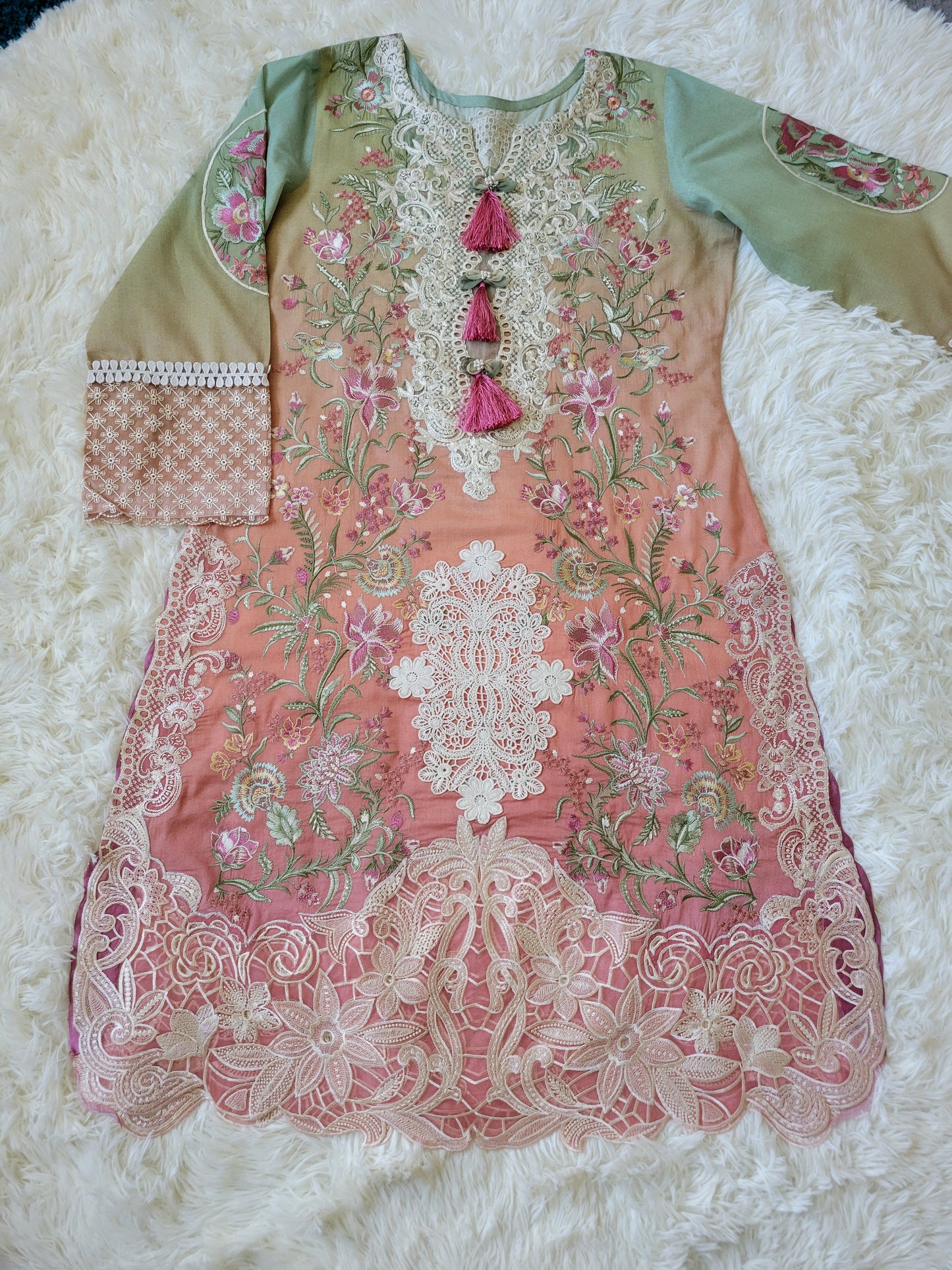 Mushq Ombre Radiance: Artfully Embroidered Suit with Contrasting Prints