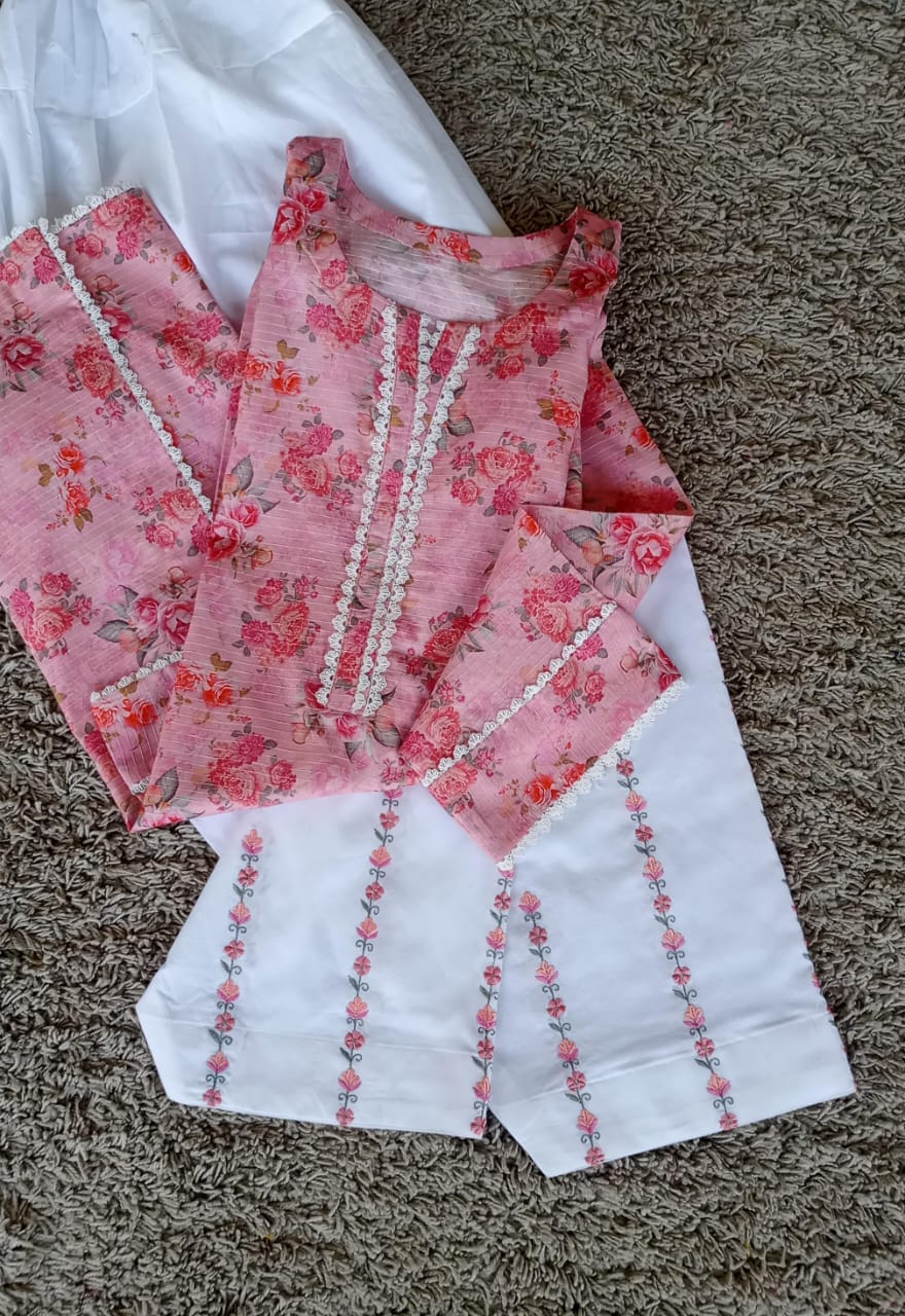Rose Garden Pink: Printed 2-Piece Suit with Embroidered Trousers