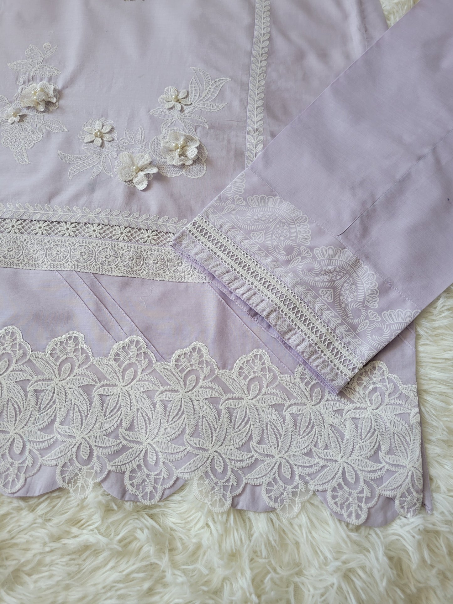 Sana Safinaz Lavender Embroidered Lawn Suit with Chiffon Dupatta