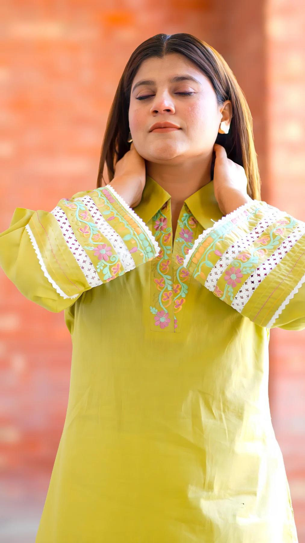 Citrus Bloom Embroidered Cotton Set