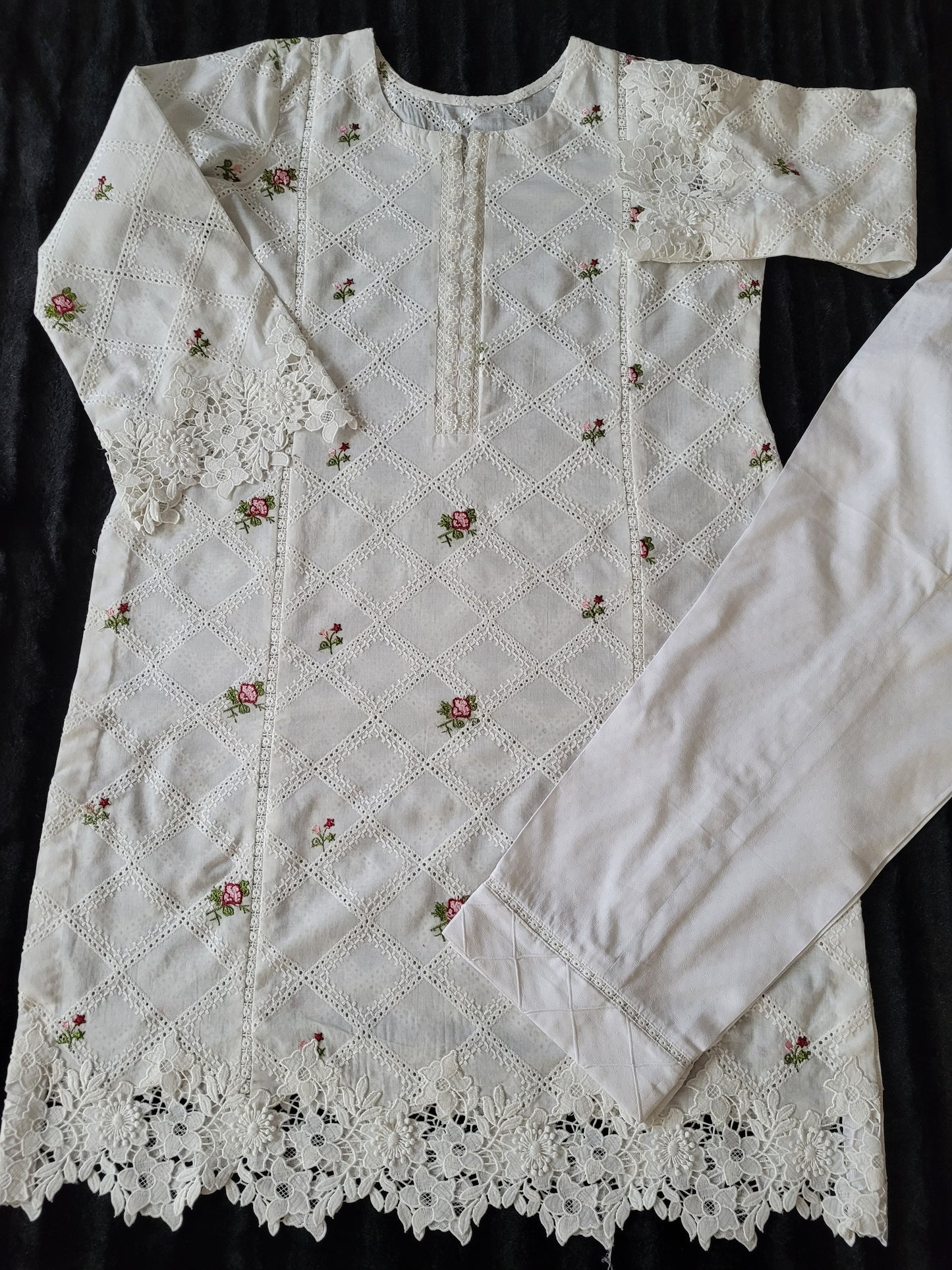 Pristine White Chikankari Lawn Suit with Chiffon Dupatta