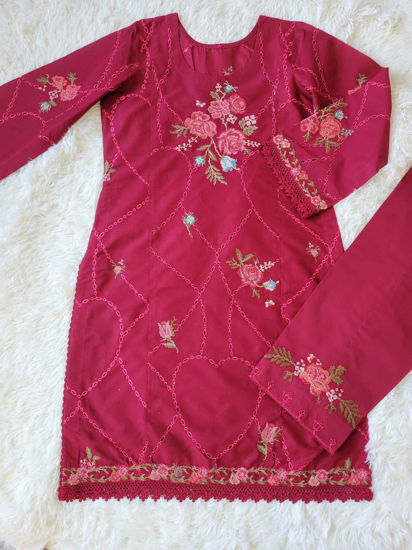 Zara Shahjahan Crimson Bloom: Embroidered Suit with Floral Dupatta