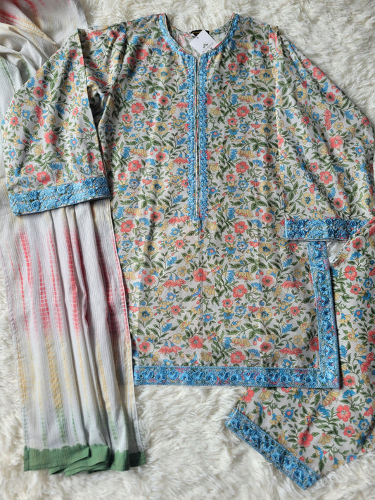 Agha Noor Summer Blooms Floral Printed Lawn Suit with Lawn Tie-Dye Dupatta