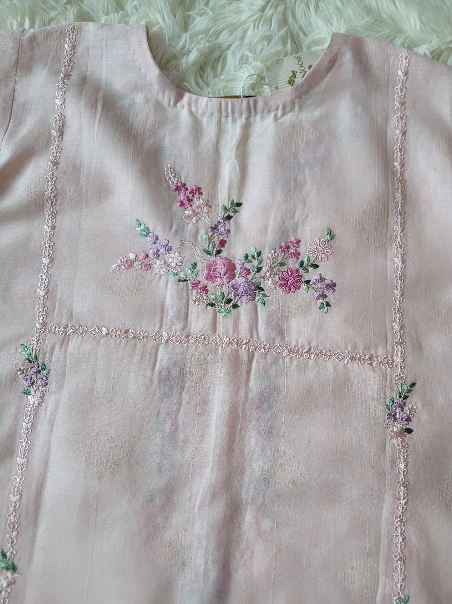 Agha Noor Blossom Pink Embroidered Lawn Shirt with Lace Accents