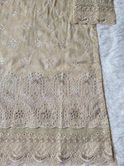 Bin Saeed Golden Hue: Ornate Printed Lawn Suit with Delicate Lace