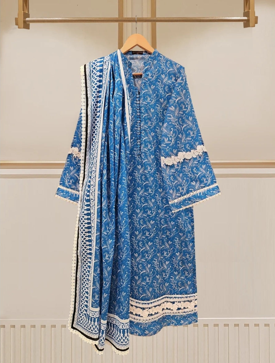 Agha Noor Printed Lawn Suit with Delicate Lace Accents