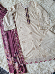 Iznik Opulence: Embroidered Beige Suit with Rich Plum Dupatta