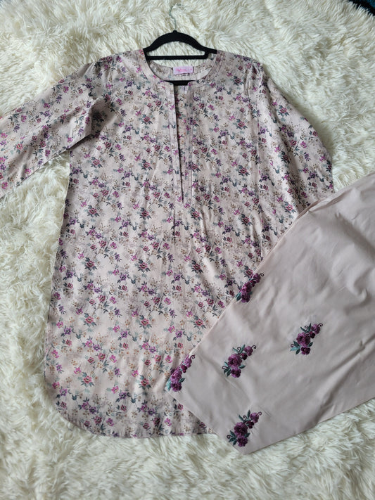 Floral Lilac: Printed Lawn 2-Piece Suit