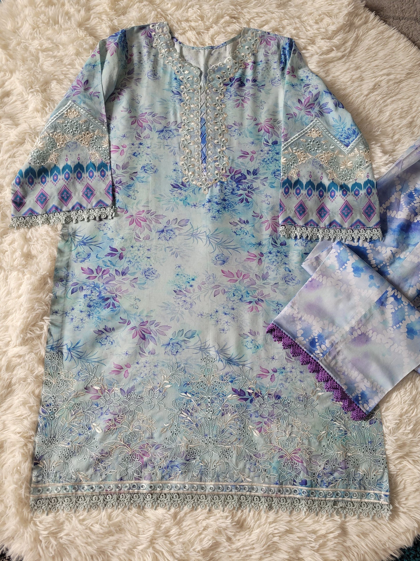 Nureh Aqua Reverie: Embroidered Printed Suit with Lavender Ombre Dupatta