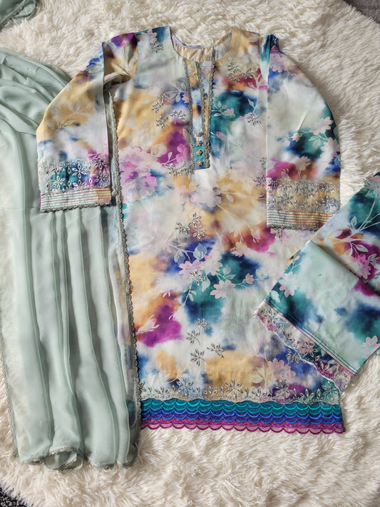 Nureh Kaleidoscope: Abstract Printed Suit with Artistic Flourish