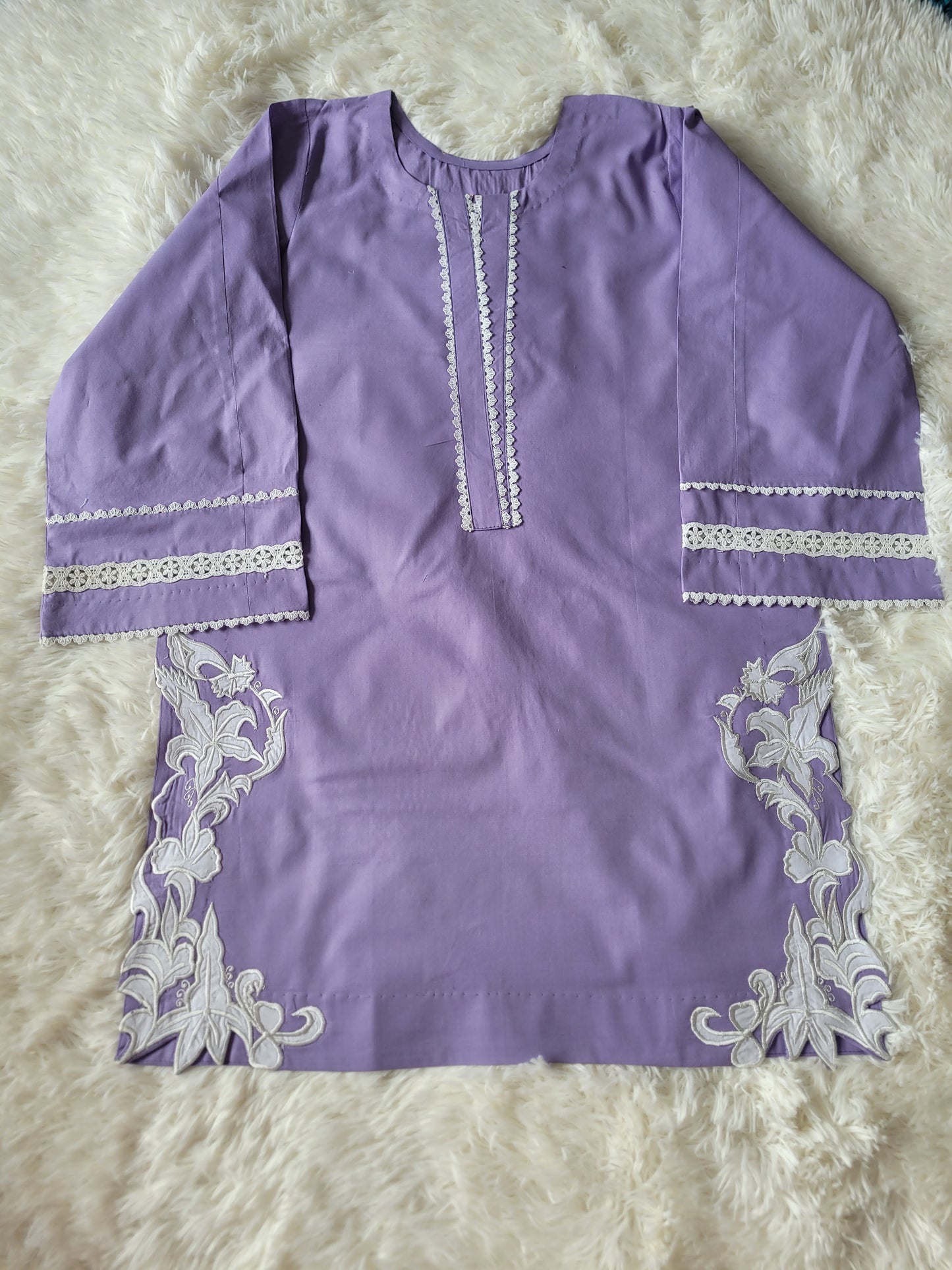Lavender Lumina: Appliquéd Suit with White Contrast & Striped Dupatta
