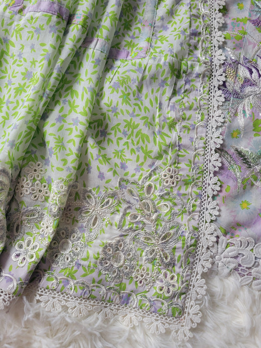 Zaha Lilac Blossom: Embroidered Chikankari Lawn Three-Piece Suit