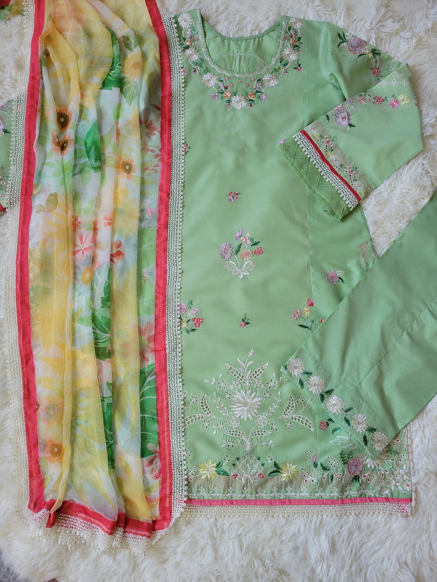 Zara Shahjahan Mint Flora: Embroidered Suit with Vibrant Dupatta