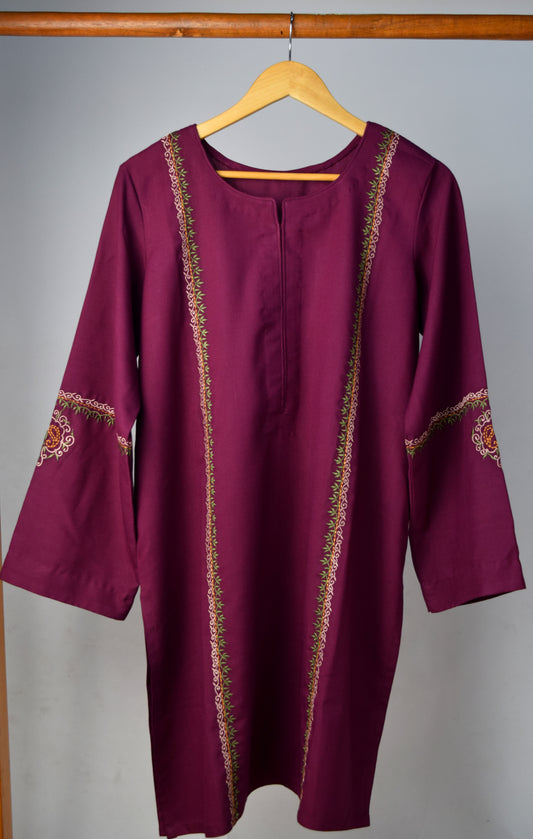 Embroidered Marina Kurta Solid Burgundy with Floral Detailing